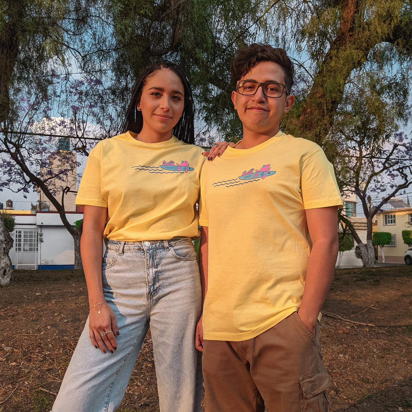 playera_amarilla_ajolote_cara_de_bola_unisex