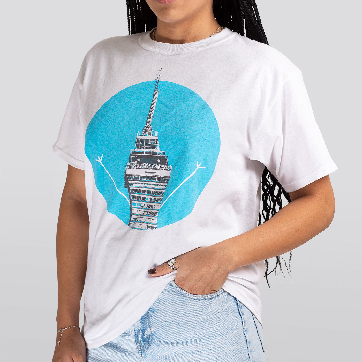 Playera Latino